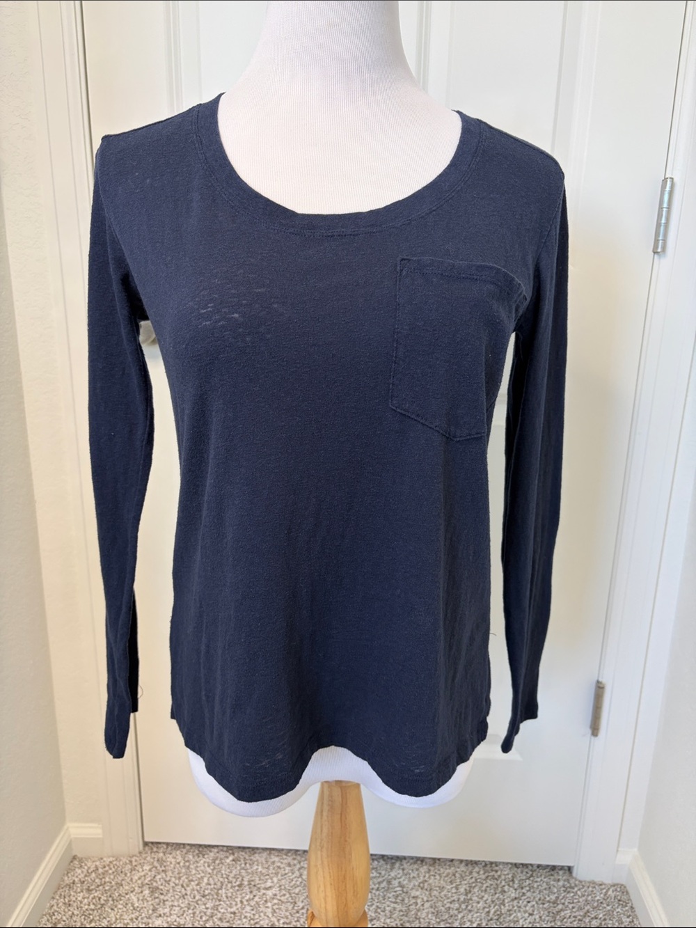 Abercrombie & Fitch Navy Scoop Neck Long Sleeve Tee with Pocket